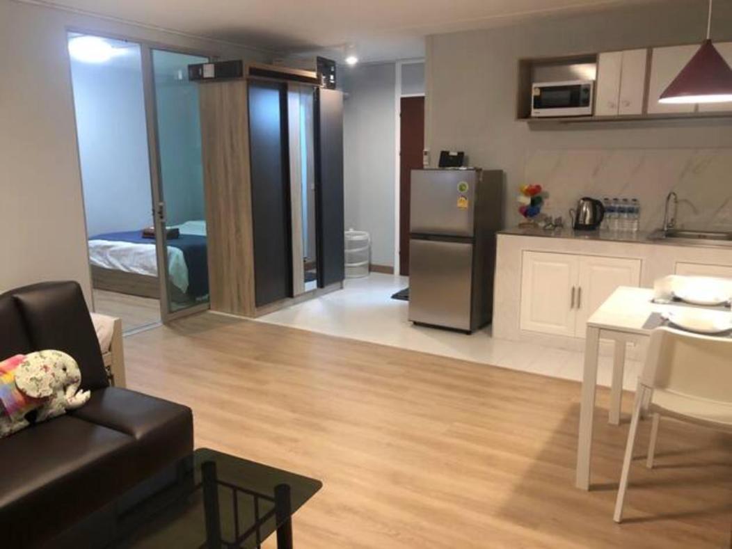 Popular Condo Near Impact/Thunder Dome 白蒛 外观 照片