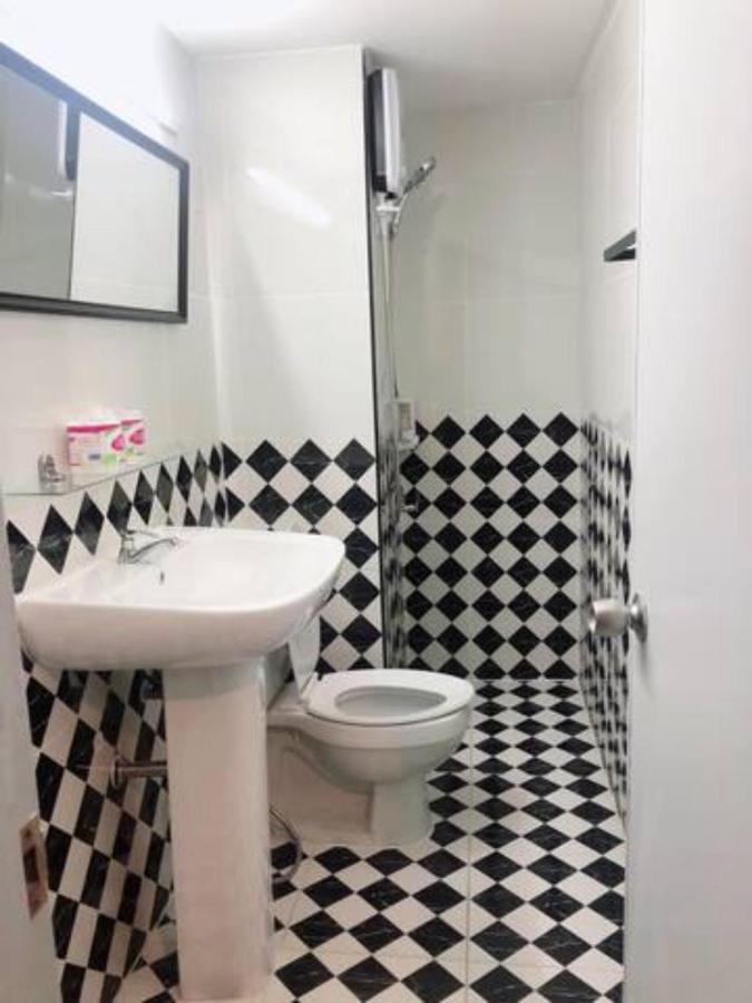 Popular Condo Near Impact/Thunder Dome 白蒛 外观 照片