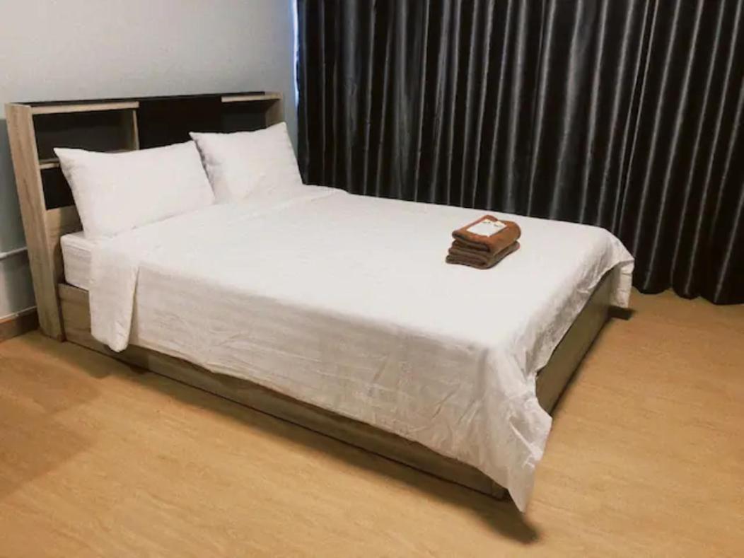 Popular Condo Near Impact/Thunder Dome 白蒛 外观 照片