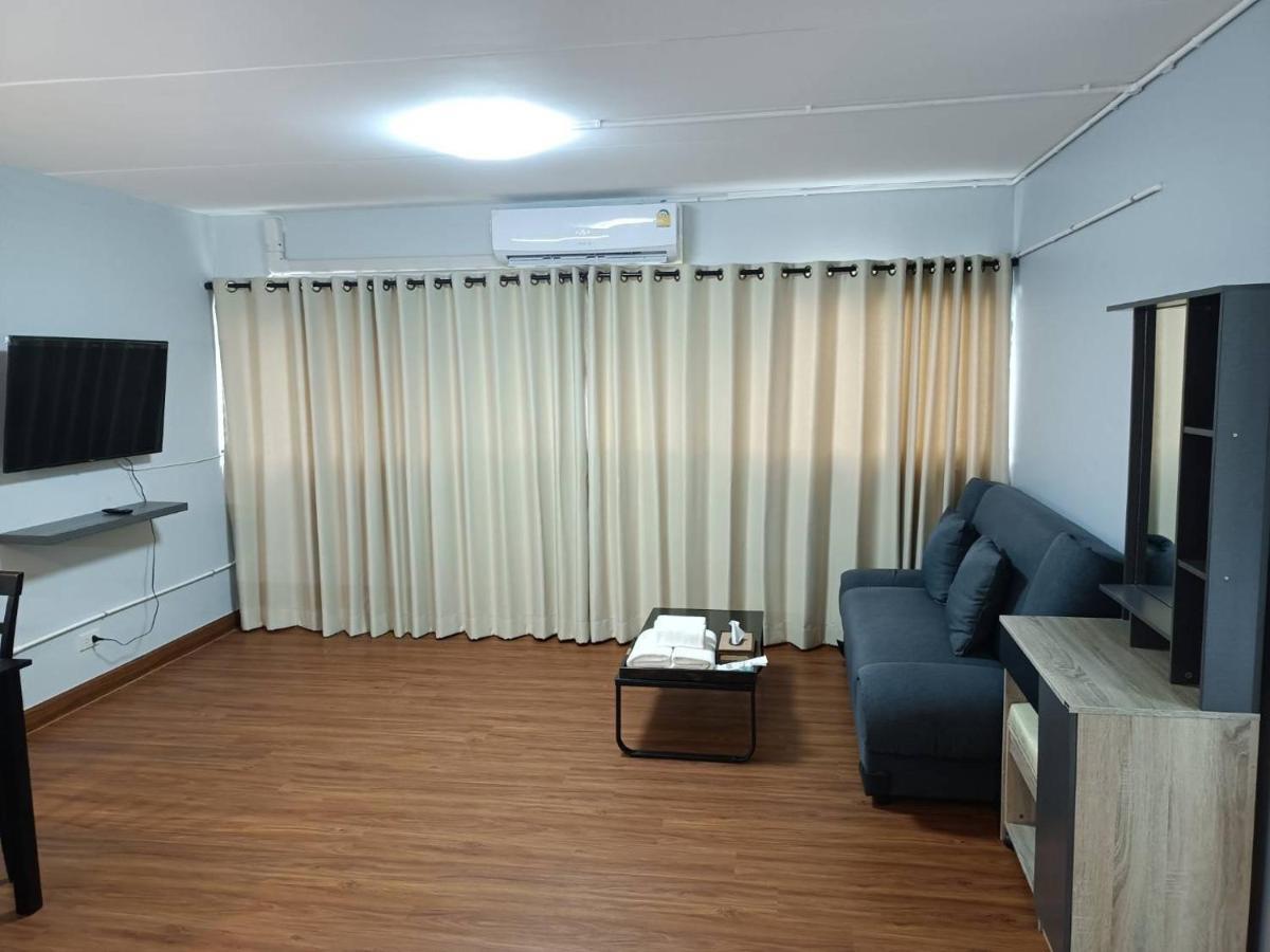 Popular Condo Near Impact/Thunder Dome 白蒛 外观 照片